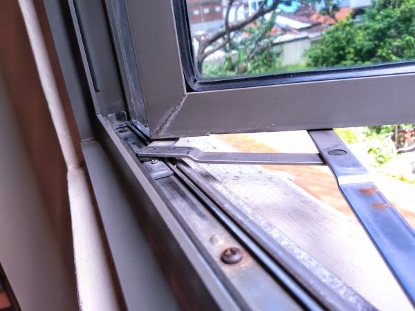 Cost of Hinged Window Replacement in Dallas